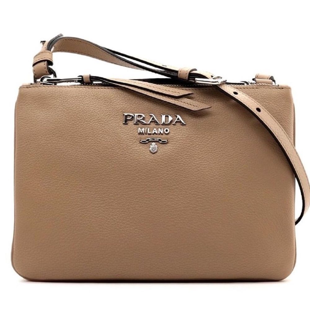 Prada handbag - Picture 1 of 5